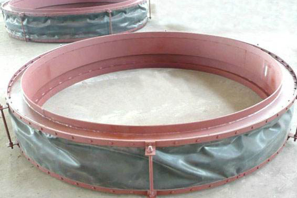 什么是圆形非金属补偿器，有什么的性能作用？