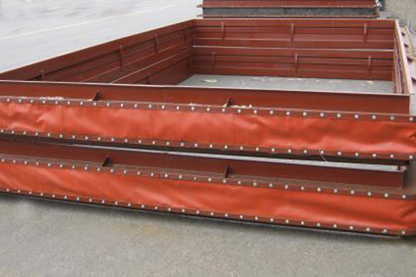 关于矩形非金属补偿器